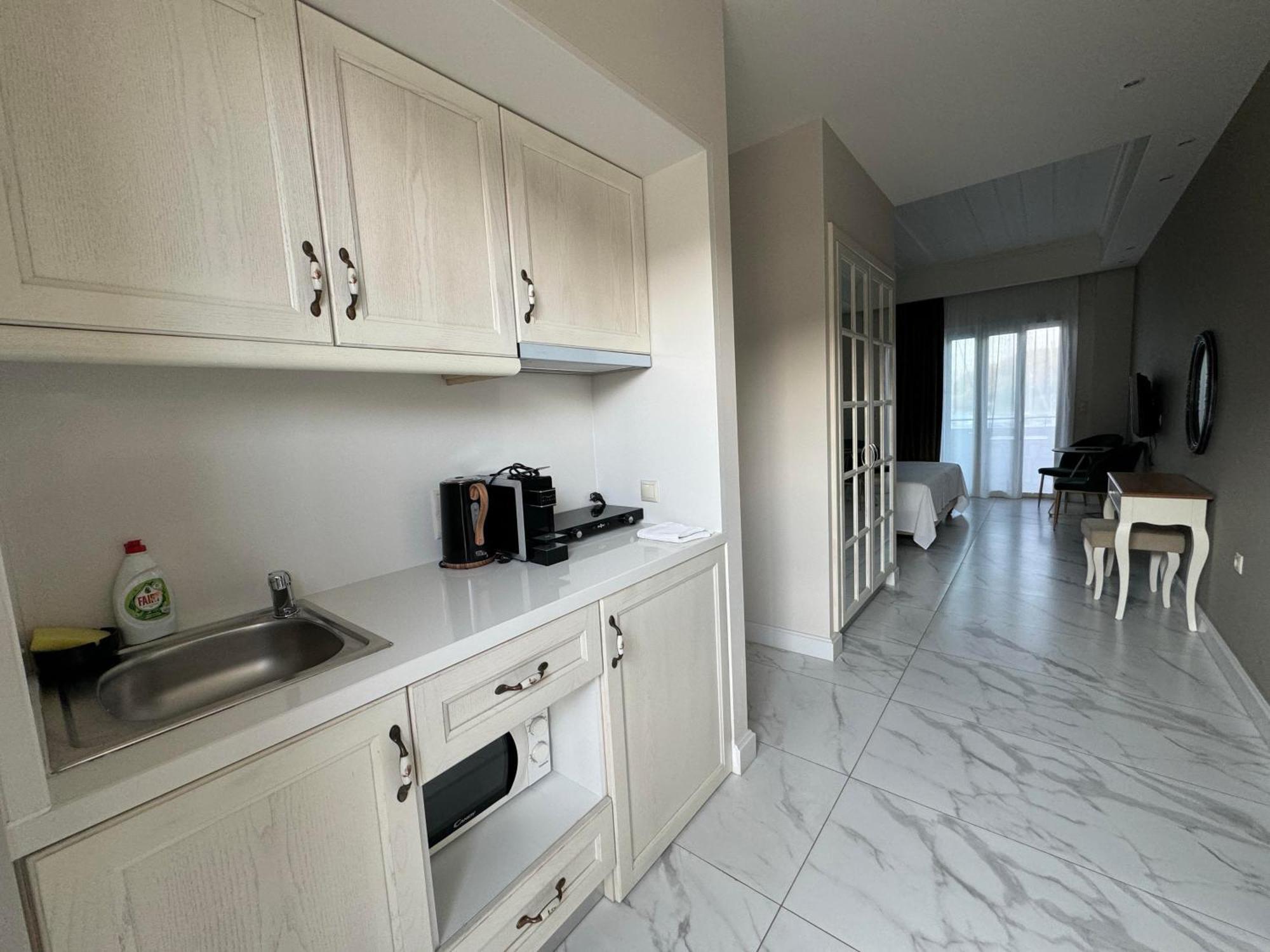 Iris Premium Aparthotel Nydri  Exterior foto